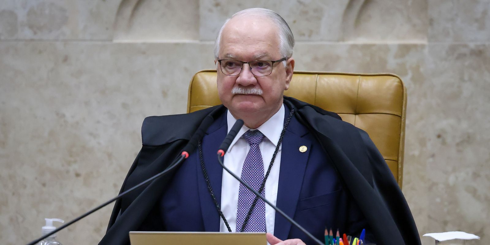 A pedido de Fachin, Mendonça retira parte de sigilo do caso Master